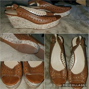 Ladies wedge heals